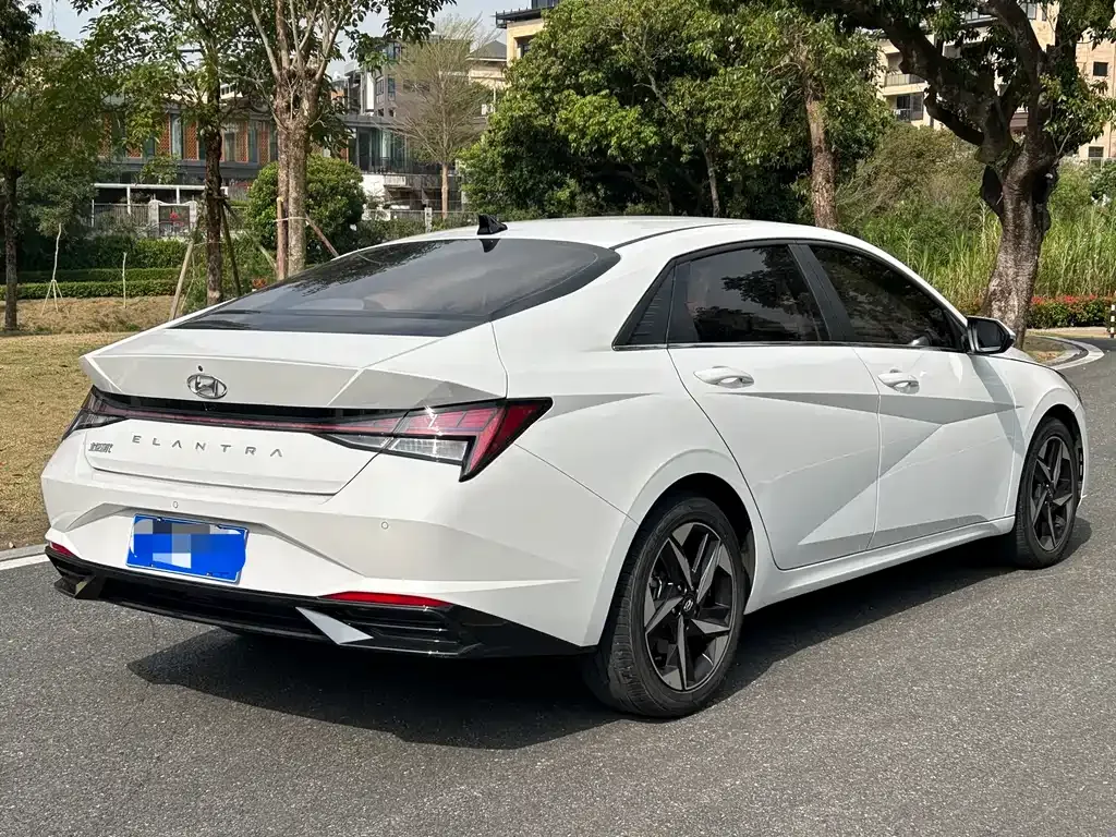 Hyundai Elantra 2021 из CN, фото 3