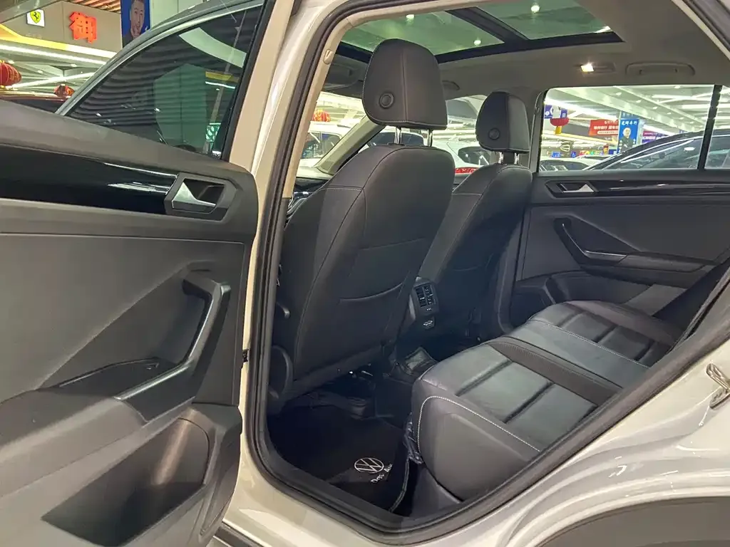 Volkswagen T-Roc 2022 из CN, фото 3