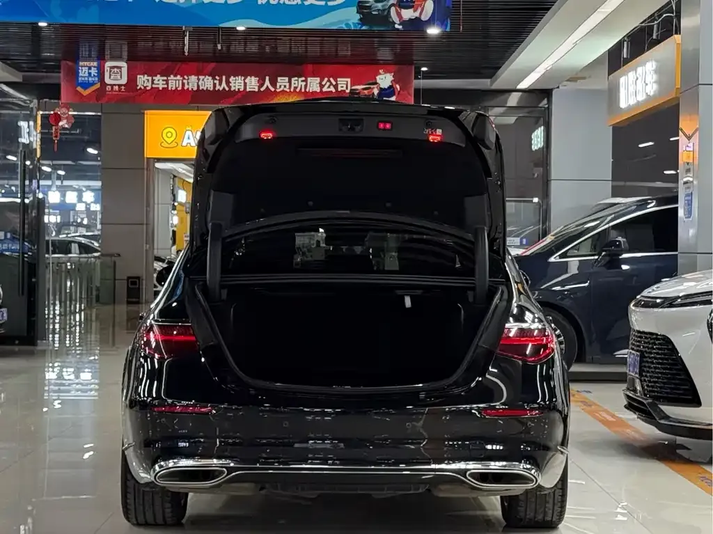 Mercedes-Benz S-Class 2023 из CN, фото 3