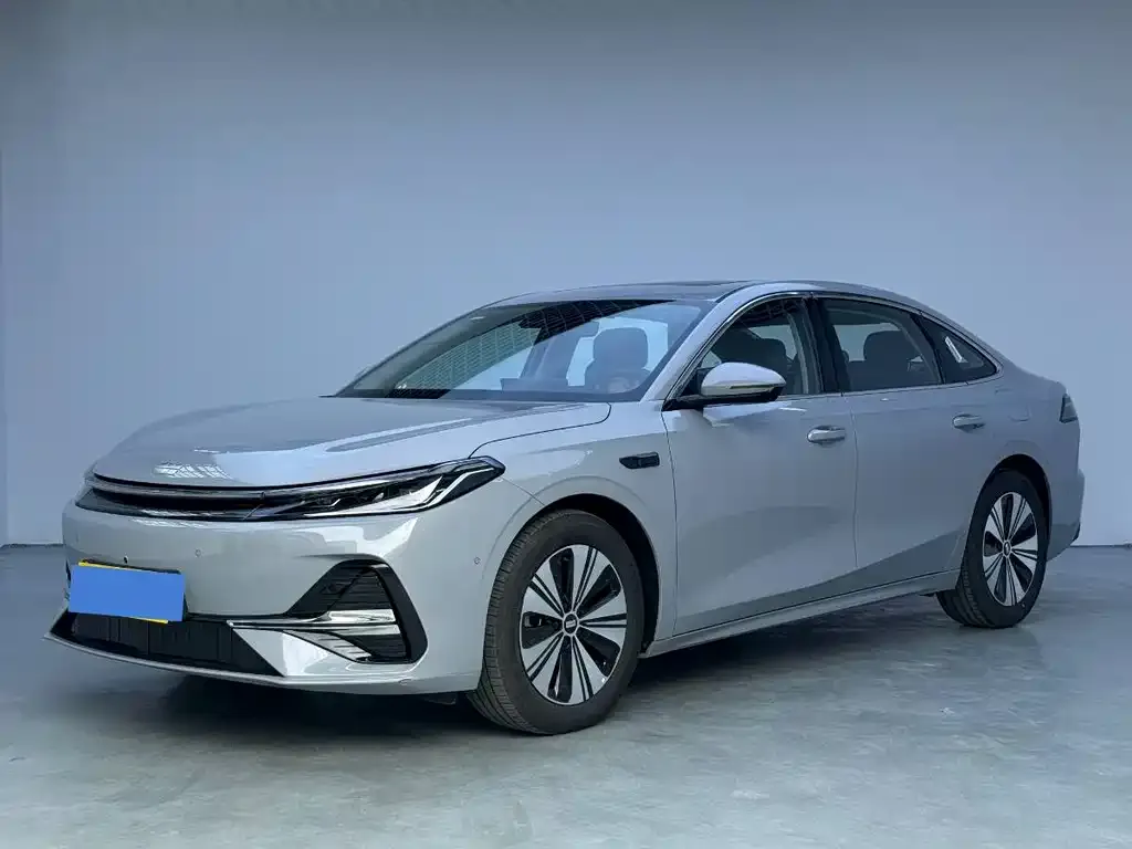 Geely 银河A7