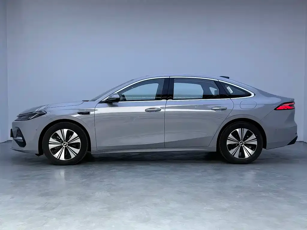 Geely 银河A7 2025 из CN, фото 7