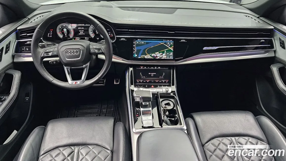 Audi Q8 — фото 10