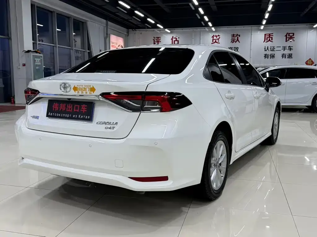 Toyota Corolla 2023 из CN, фото 7
