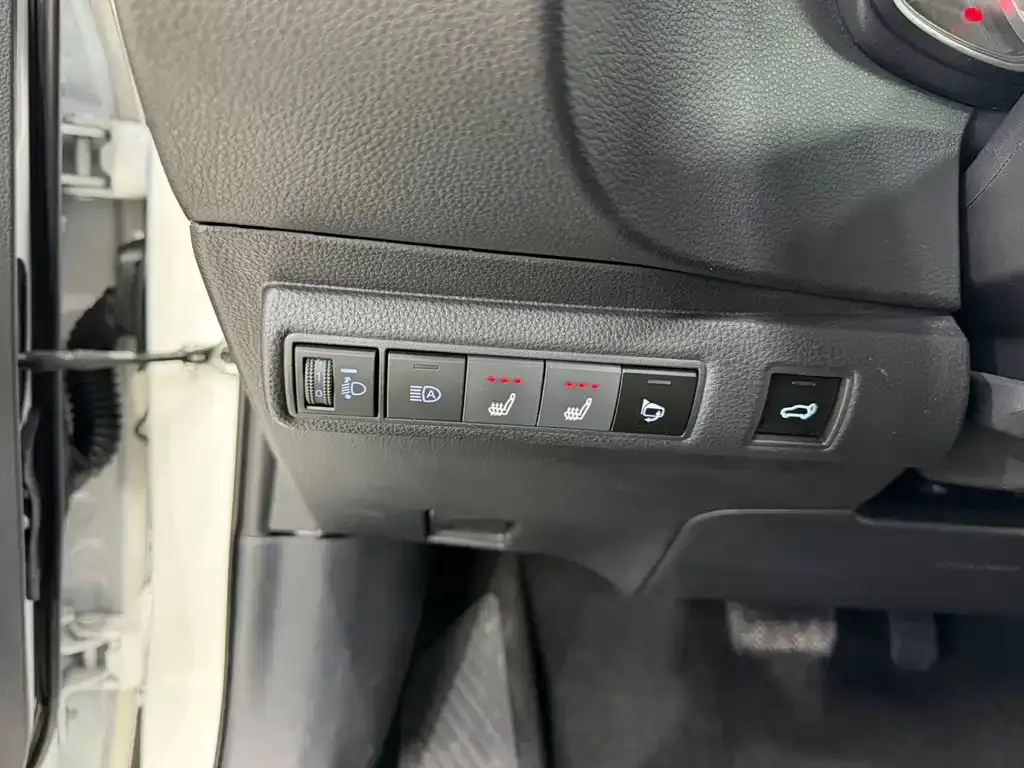 Toyota Corolla 2023 из CN, фото 6