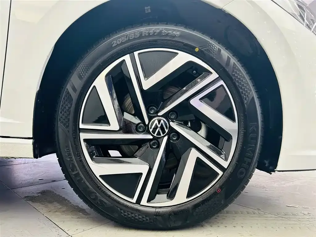 Volkswagen Sagitar 2023 из CN, фото 9