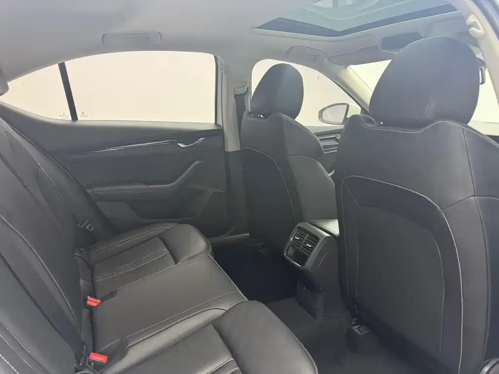 Skoda Octavia — фото 4