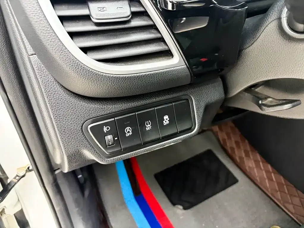 Kia KX3 — фото 3