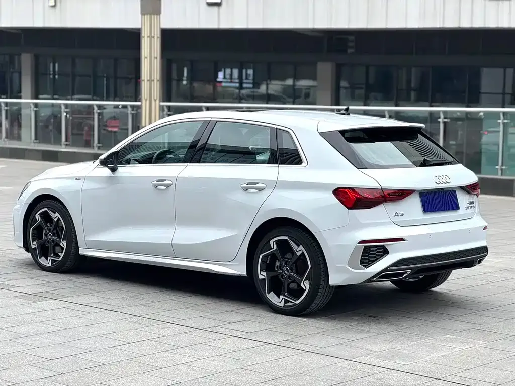 Audi A3 — фото 2