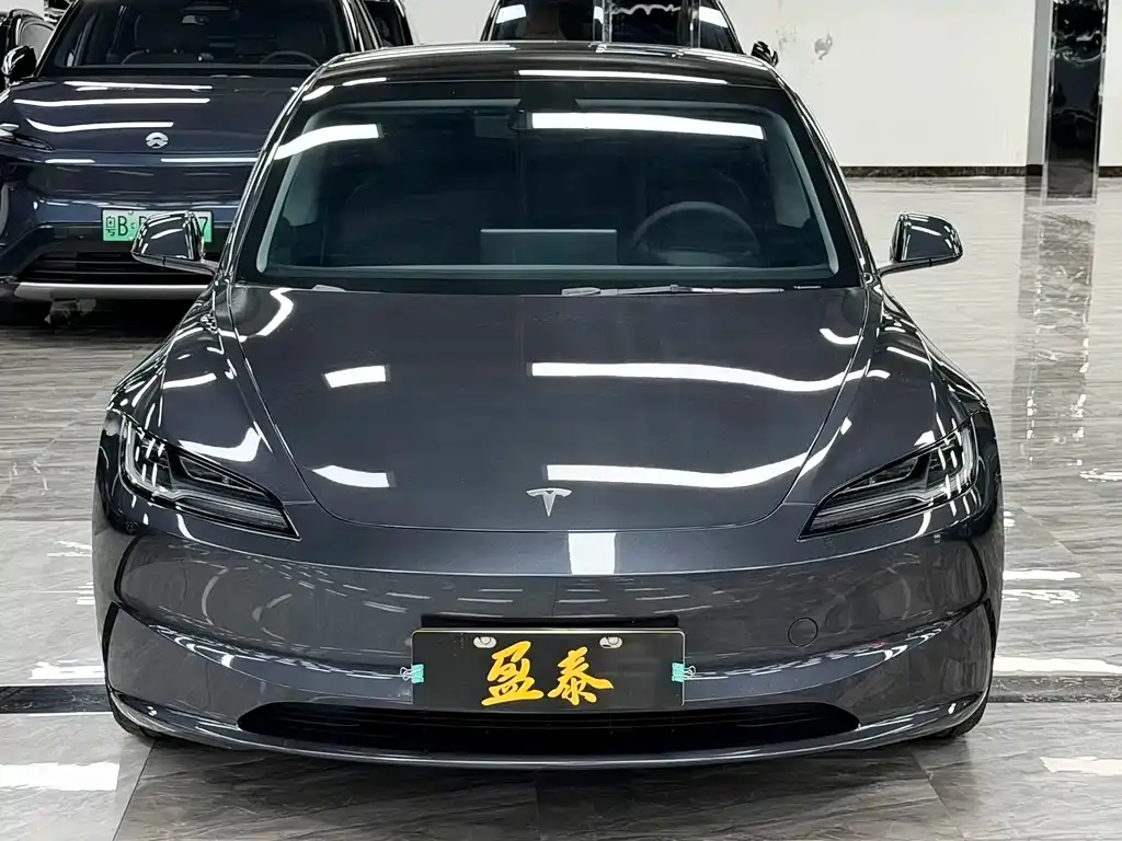 Tesla Model 3 — фото 5