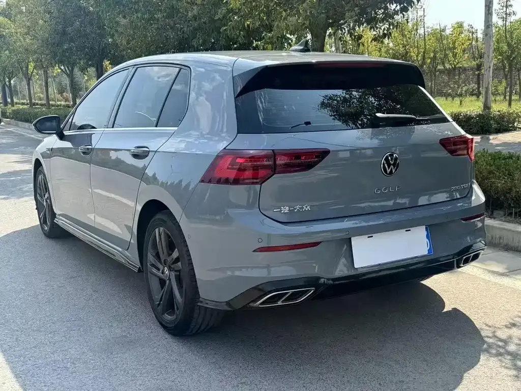 Volkswagen Golf 2022 из CN, фото 8