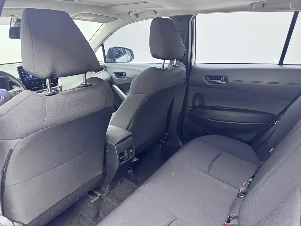 Toyota Corolla Cross — фото 9