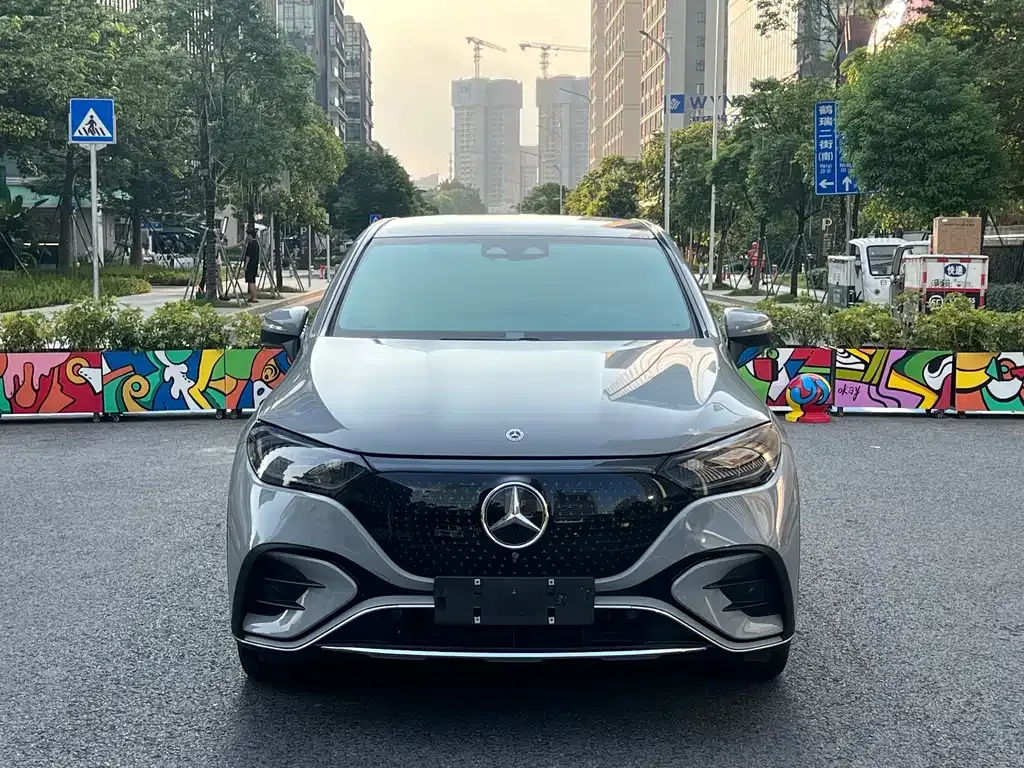 Mercedes-Benz EQE SUV — фото 8