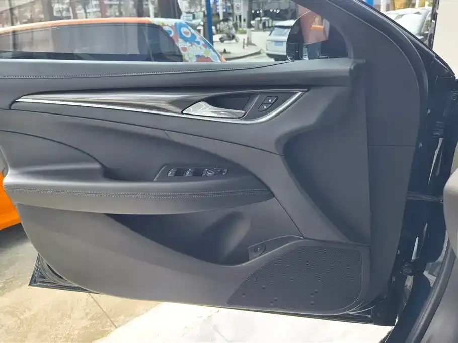 Buick LaCrosse — фото 9