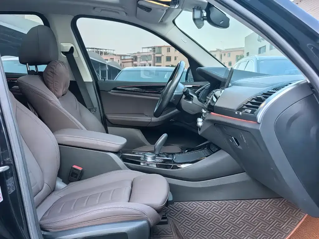 BMW X3 2021 из CN, фото 2