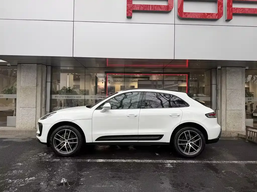Porsche Macan — фото 8