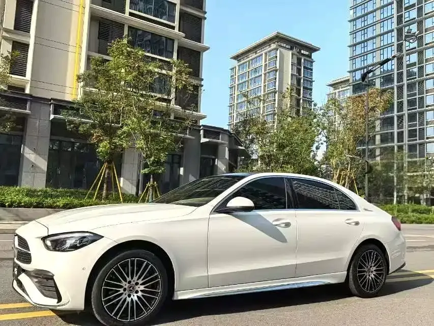 Mercedes-Benz C-Class — фото 1