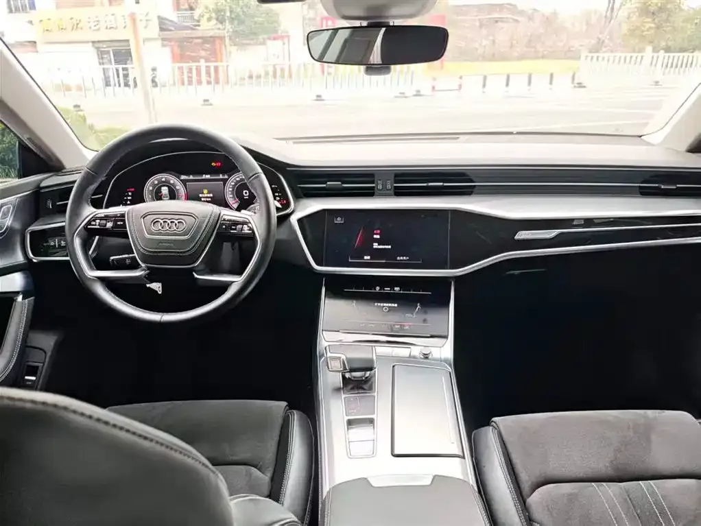 Audi A7L 2025 из CN, фото 5