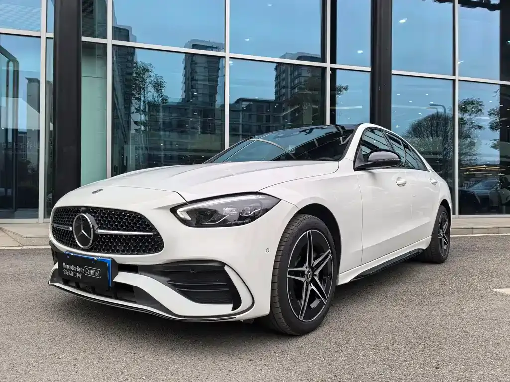 Mercedes-Benz C-Class — фото 1