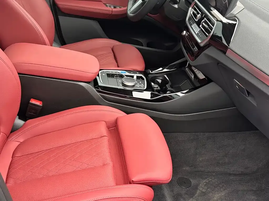 BMW iX3 — фото 3