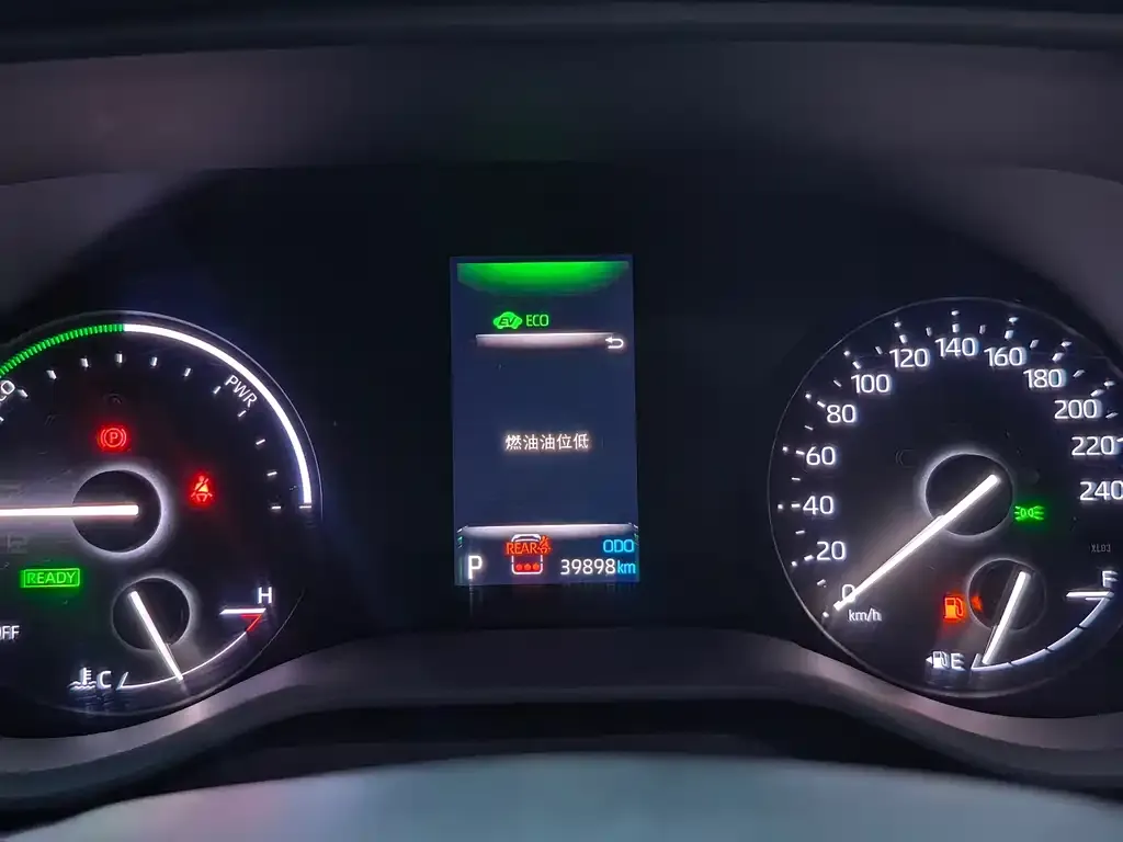 Toyota Sienna 2023 из CN, фото 4