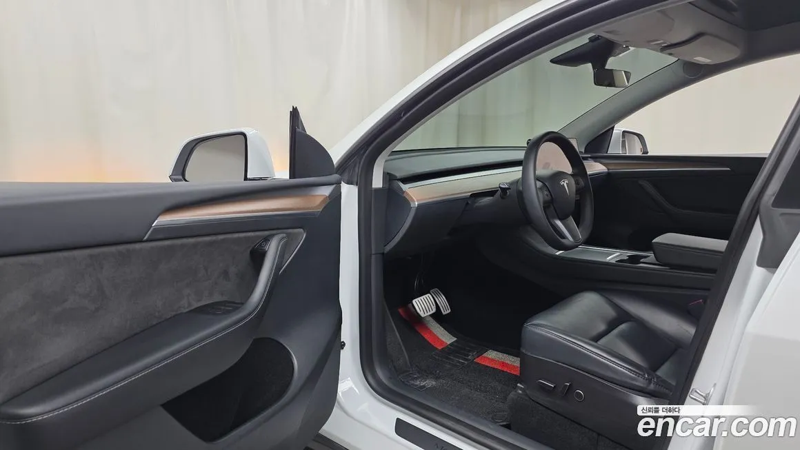 Tesla Model Y 2023 из KR, фото 7