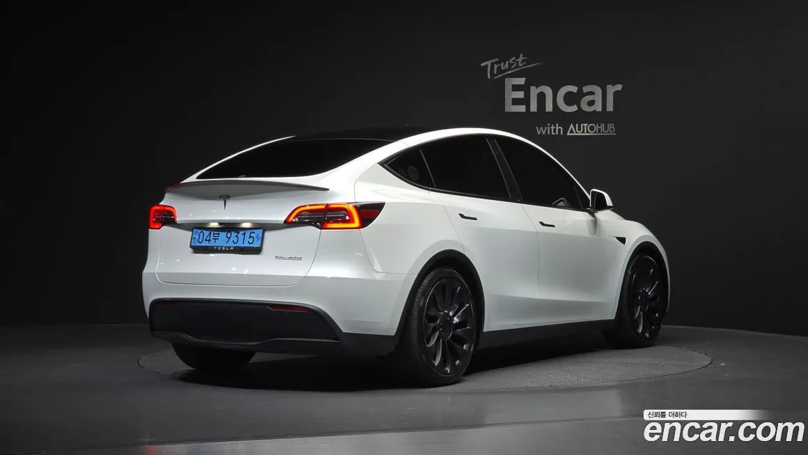 Tesla Model Y 2023 из KR, фото 8