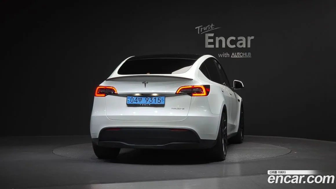 Tesla Model Y 2023 из KR, фото 3