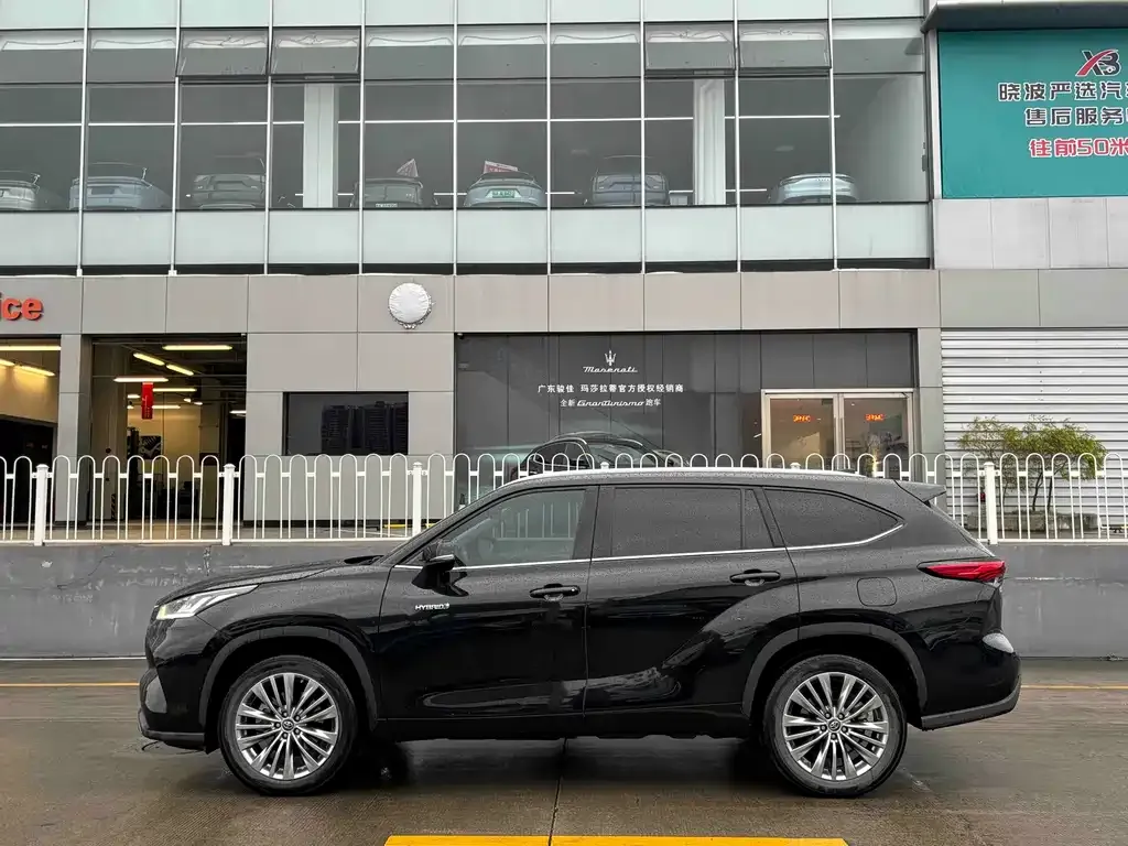 Toyota Highlander 2022 из CN, фото 10