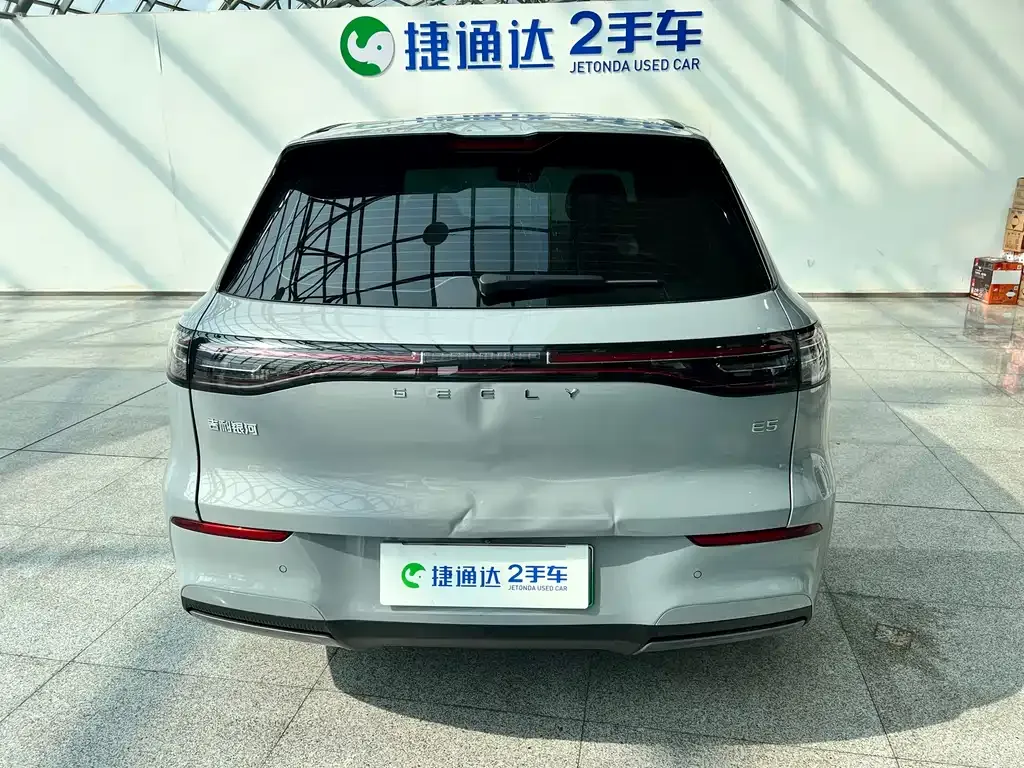 Geely Galaxy E5 — фото 10
