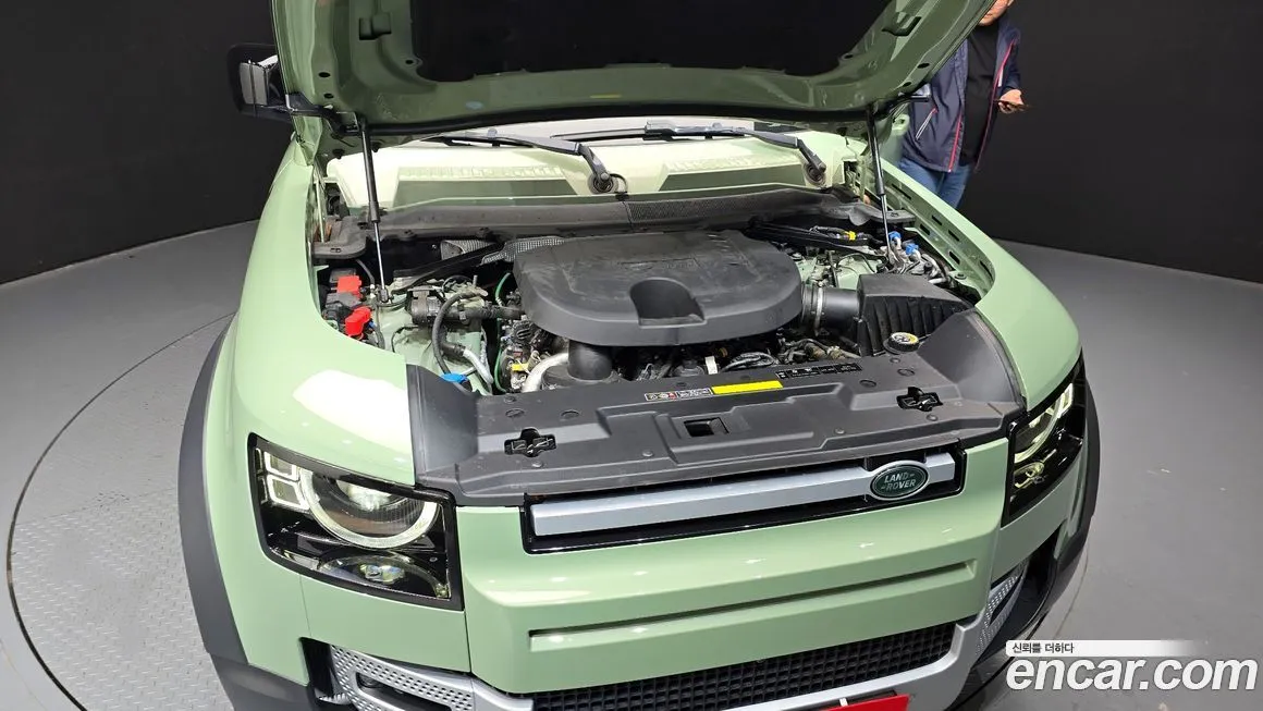 Land Rover Defender 2023 из KR, фото 9