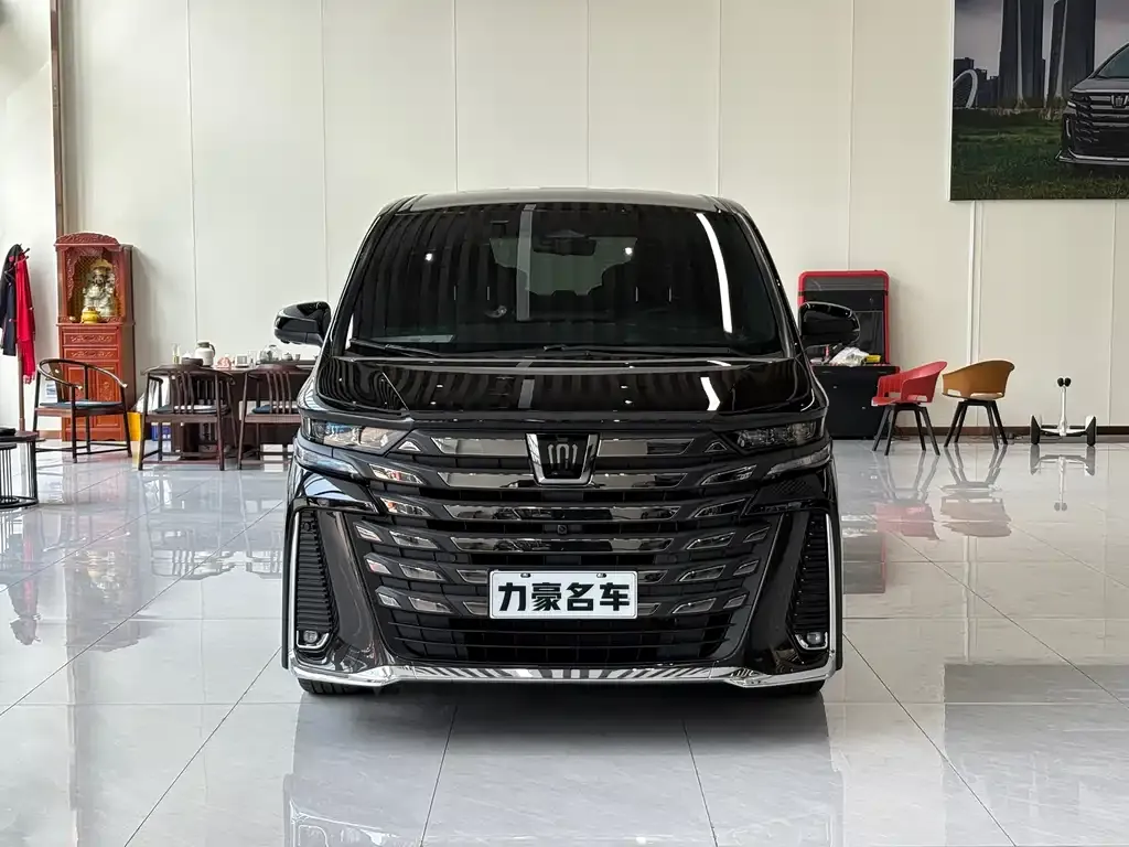 Toyota Vellfire — фото 5