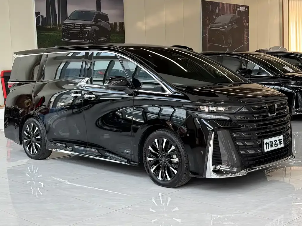 Toyota Vellfire — фото 7