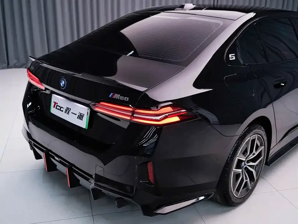 BMW i5 2024 из CN, фото 3
