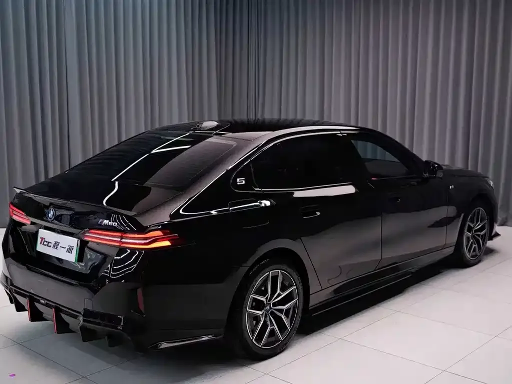 BMW i5 2024 из CN, фото 2
