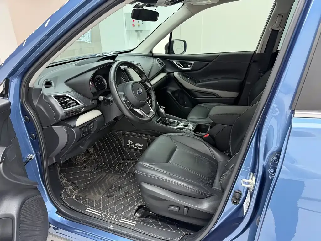 Subaru Forester 2022 из CN, фото 10