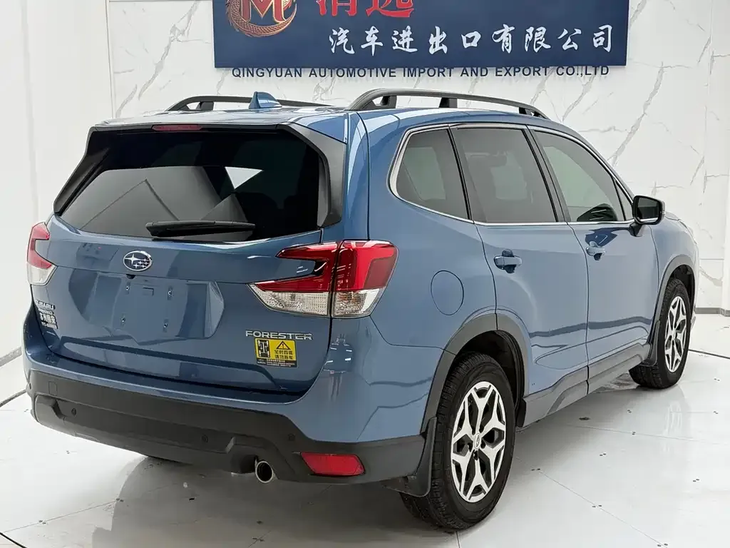 Subaru Forester 2022 из CN, фото 8