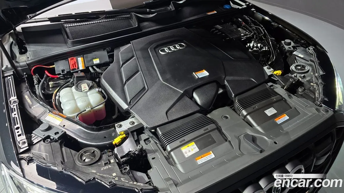 Audi Q7 2022 из KR, фото 3