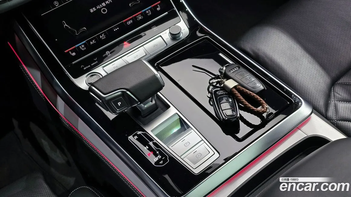 Audi Q7 2022 из KR, фото 8