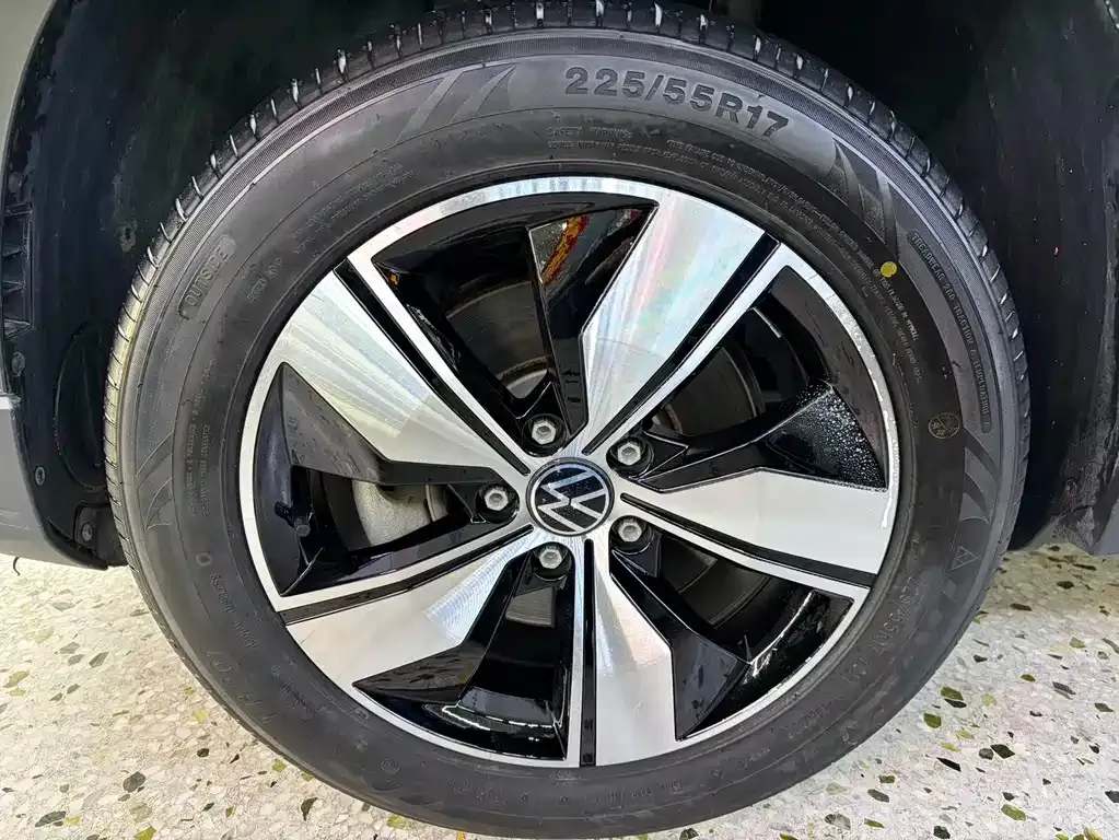 Volkswagen Tharu — фото 7