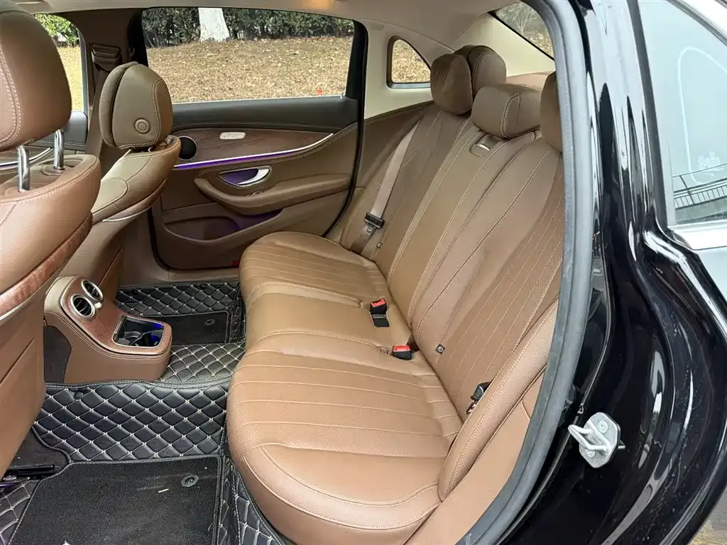 Mercedes-Benz E-Class 2023 из CN, фото 2