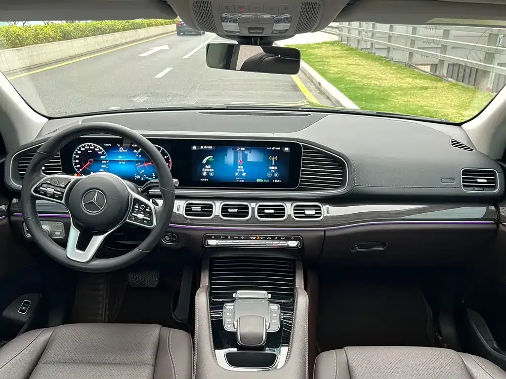 Mercedes-Benz GLE — фото 8
