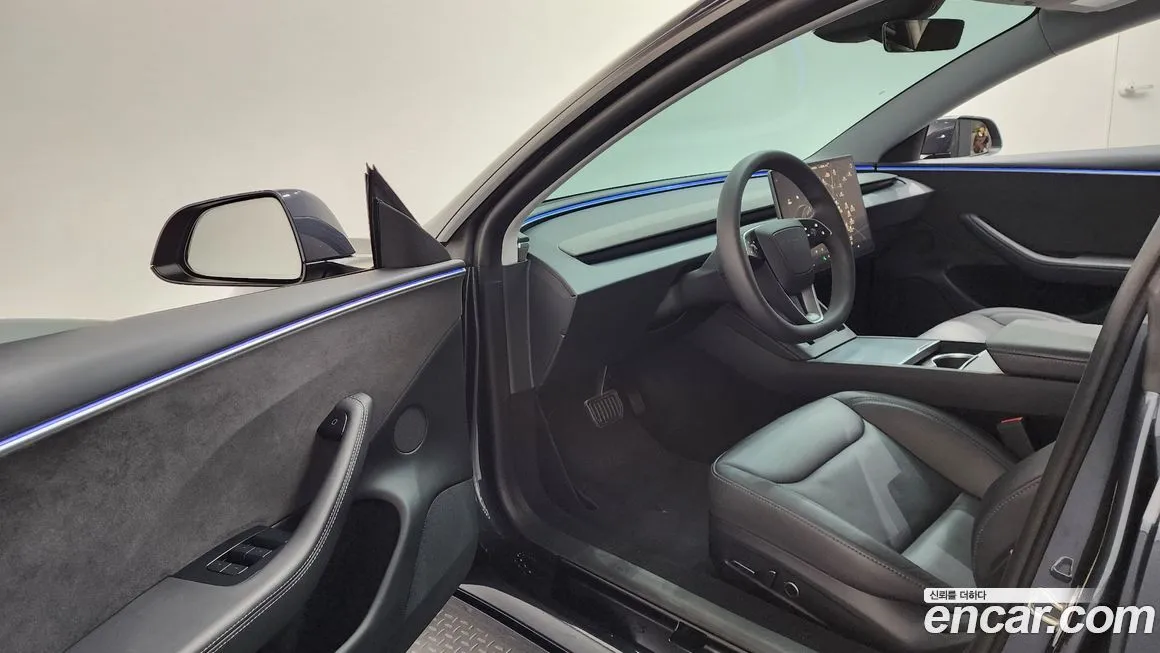 Tesla Model 3 — фото 4