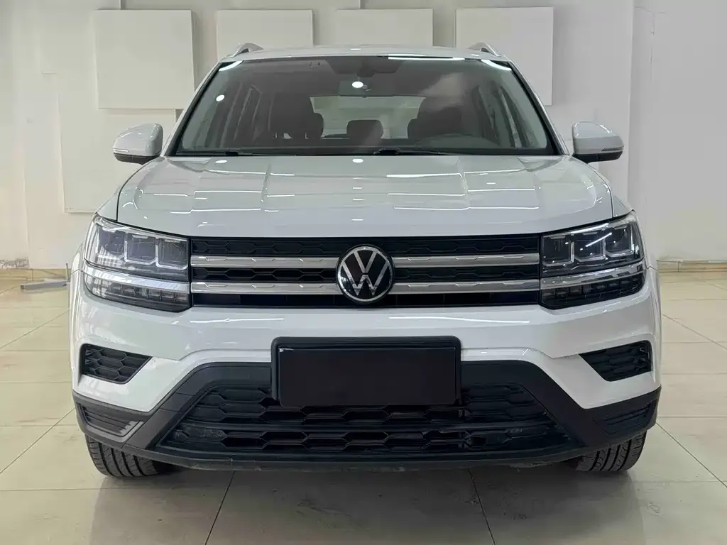 Volkswagen Tharu — фото 8