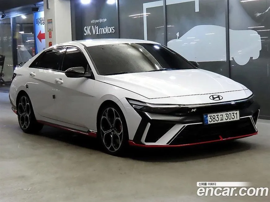 Hyundai AVANTE — фото 1