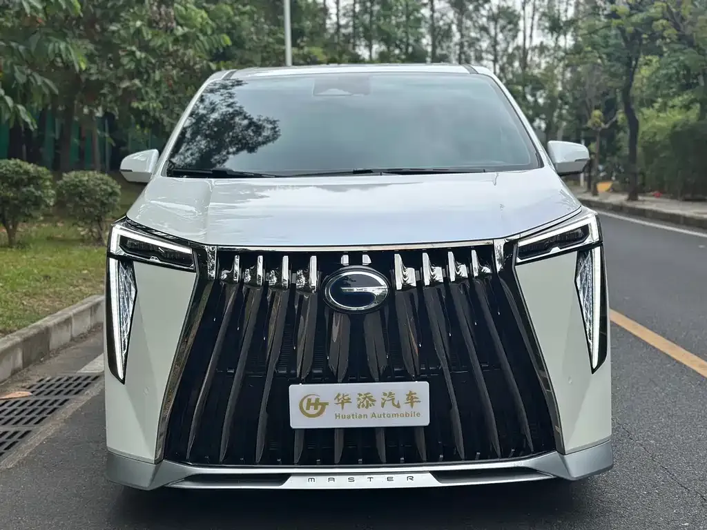 GAC Motor Trumpchi M8 — фото 10