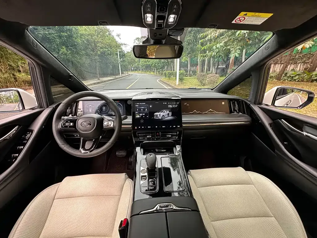 GAC Motor Trumpchi M8 — фото 3
