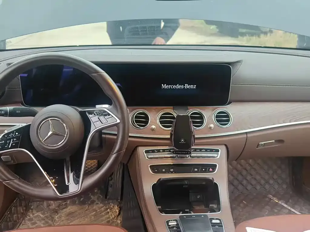 Mercedes-Benz E-Class 2022 из CN, фото 3