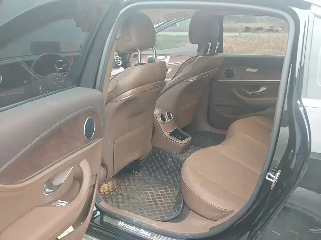 Mercedes-Benz E-Class 2022 из CN, фото 5