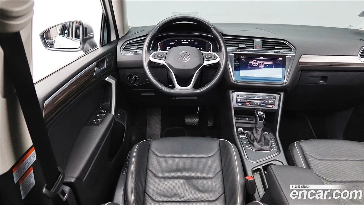 Volkswagen Tiguan — фото 2