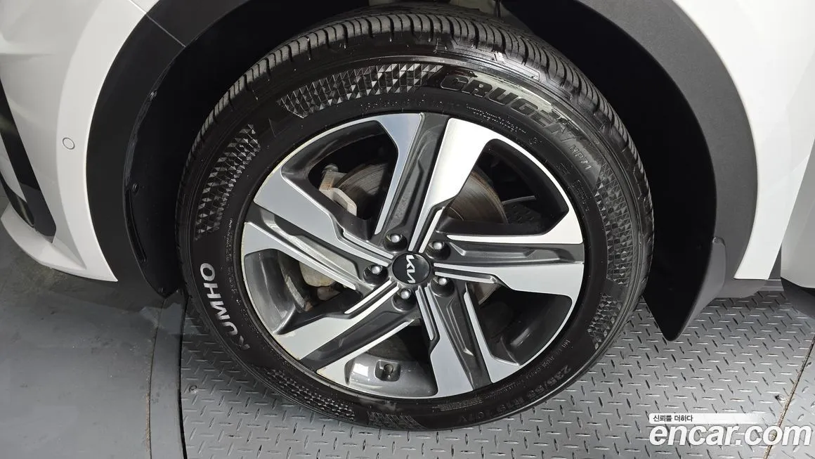 Kia Sorento — фото 7